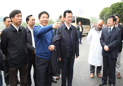 湖南省委副書(shū)記孫金龍蒞臨天敵繁育中心視察